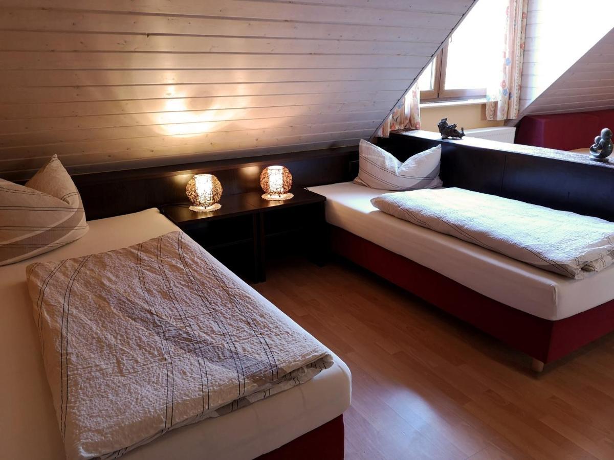 Gaestehaus Martin Gamburg Esterno foto